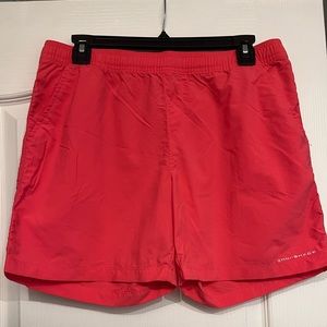 Columbia Omni Shade coral color athletic shorts